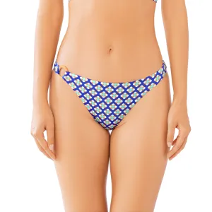 Huit Dive in Classic Bikini